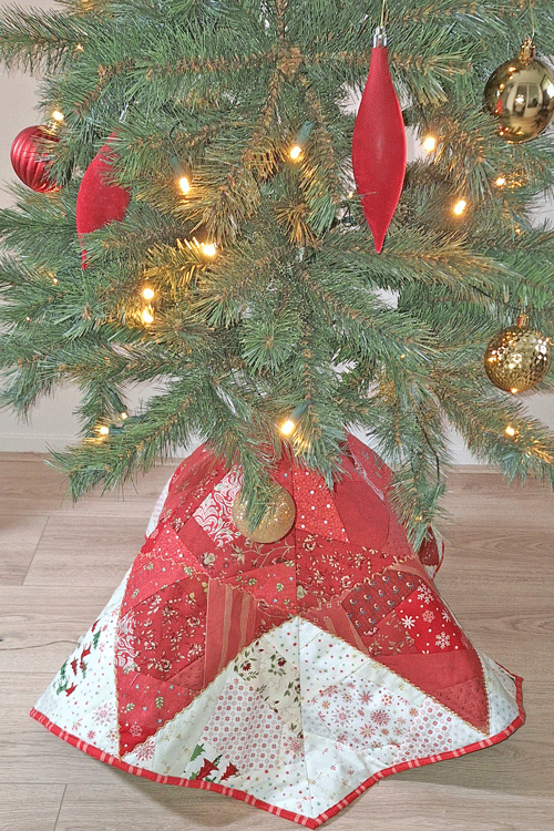 Kerstboomkleed over emmer - Marlies de Vries Quiltinspiratie