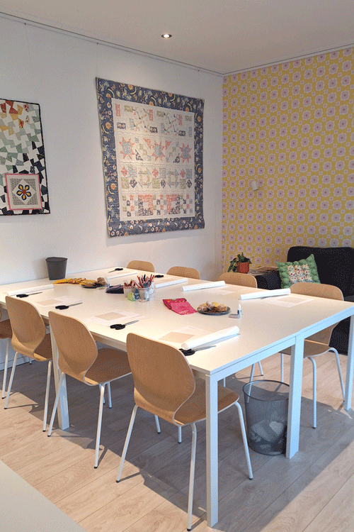 Alles staat klaar voor de workshop - Marlies de Vries Online Quiltacademie