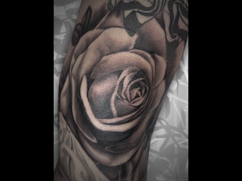 Martyn Tattoos Almere Roos Tattoo