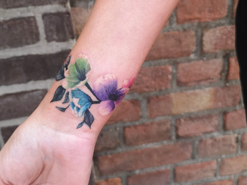 tattoo Boskoop bloemen tattoo kleur