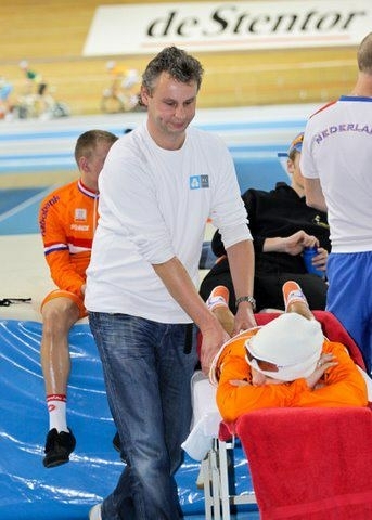 Sportmassage NK baanwielrennen Omisport Apeldoorn