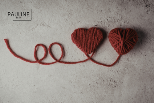 Relatie therapie praktijk Mind-Control Afbeelding van twee hartjes die de verbining laten zien