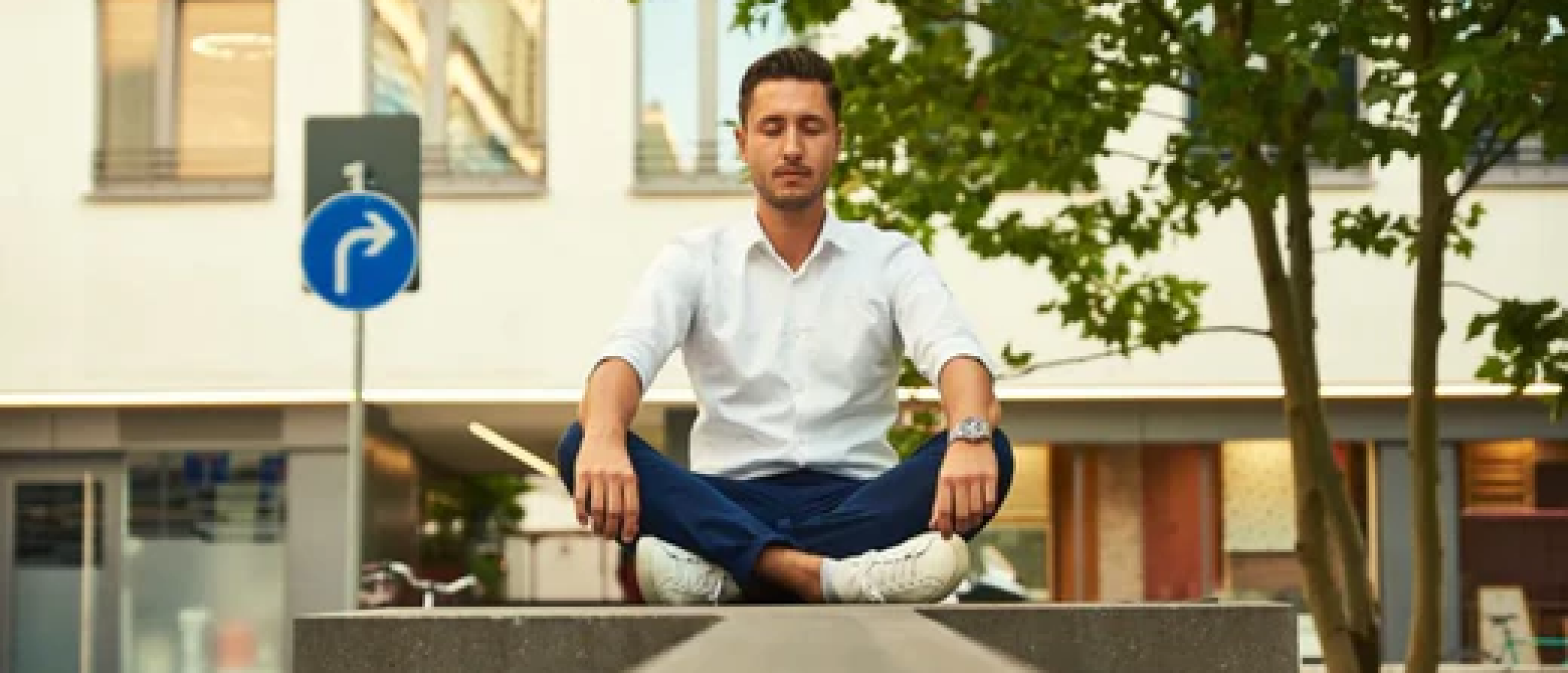 Wat kan yoga nidra en ademcoaching betekenen op de werkvloer?