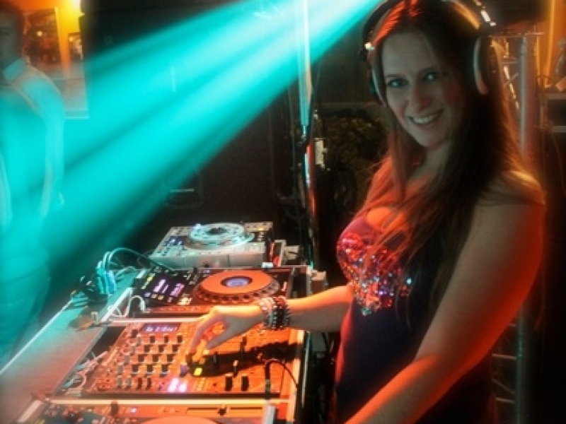 DJ Merilyn boeken voor evenementen 6