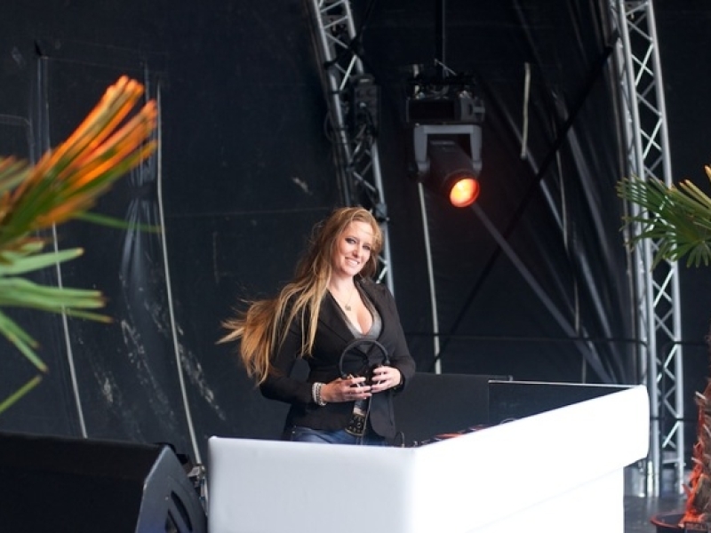 DJ Merilyn boeken voor evenementen