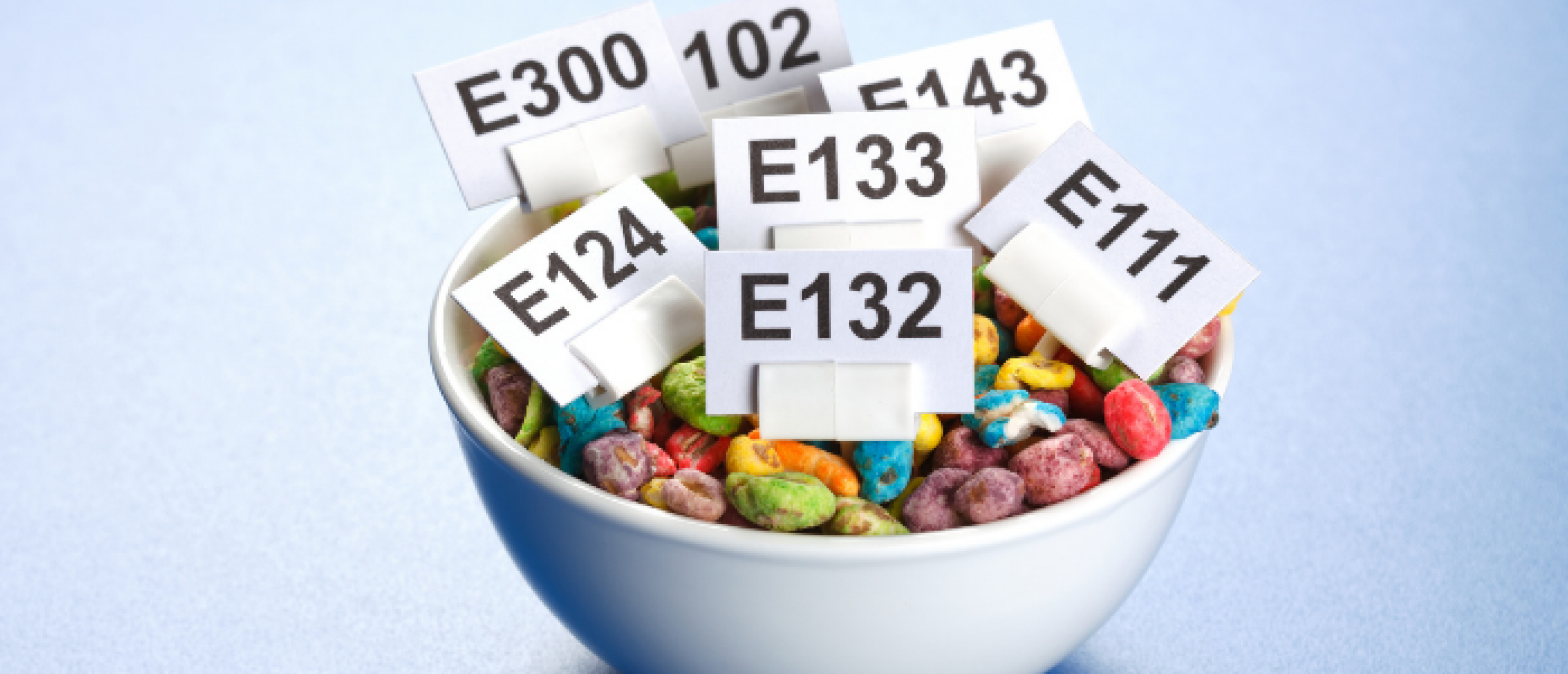 Additief E171 krijgt verbod in hele EU, witte kleurstof potentieel kankerverwekkend!