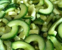 Recept: Frisse zomersalade met selderij, komkommer en appel