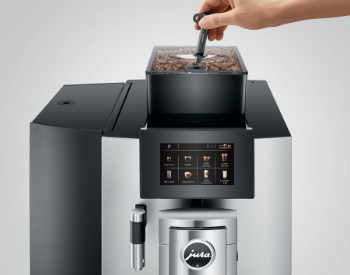 Vergrendelen koffiebonen en waterreservoir Jur X10 koffiemachine