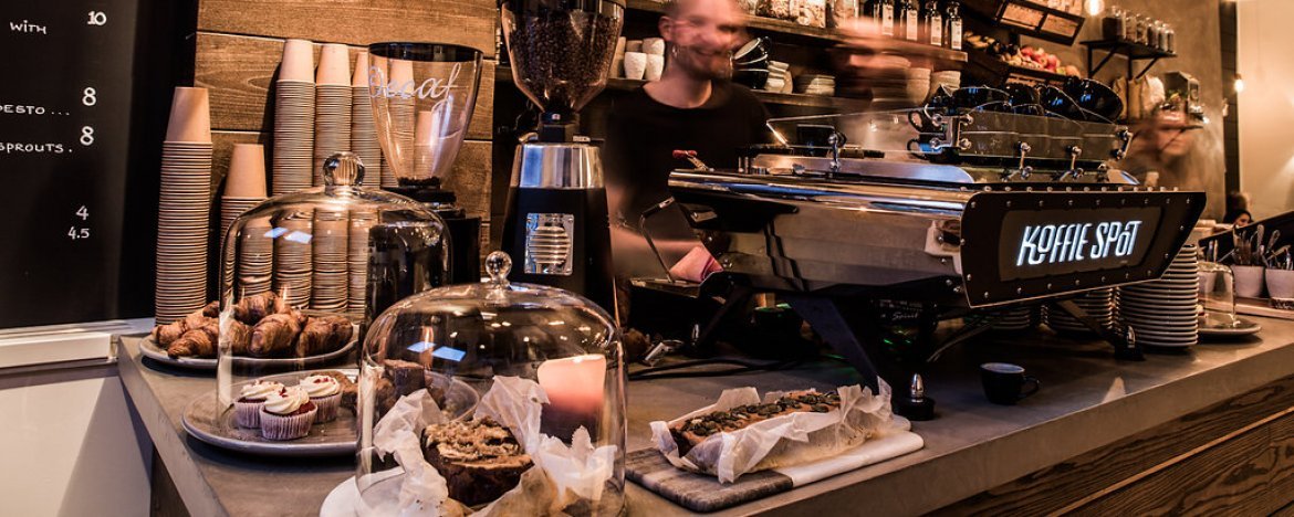een vergoeding Elektronisch Veranderlijk Koffiespot: de vriendelijkste barista's, lekkerste koffie en food