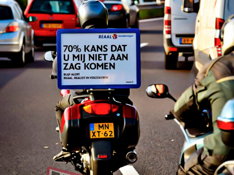 een motor billboard