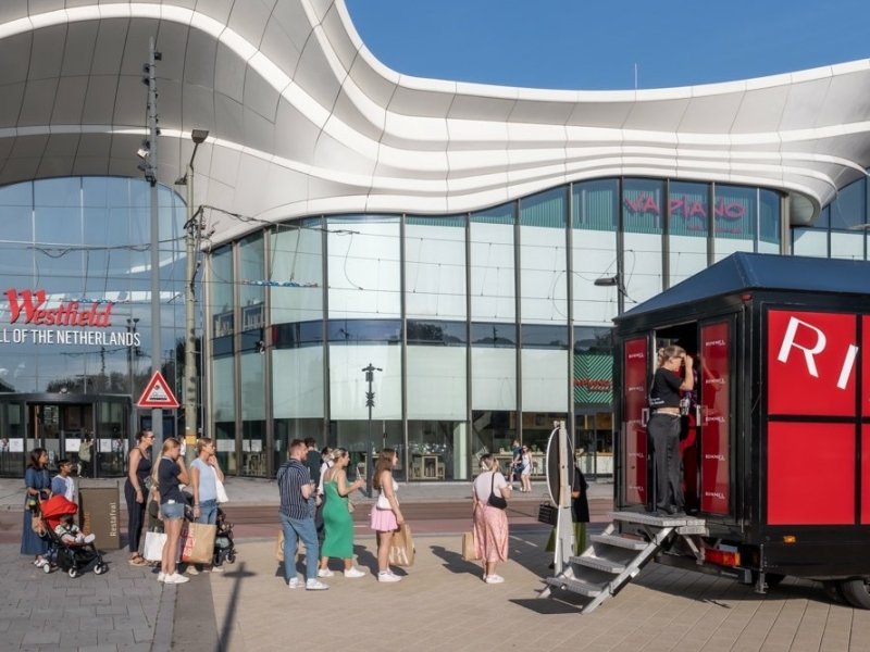 mobiele showroom voor rimmel