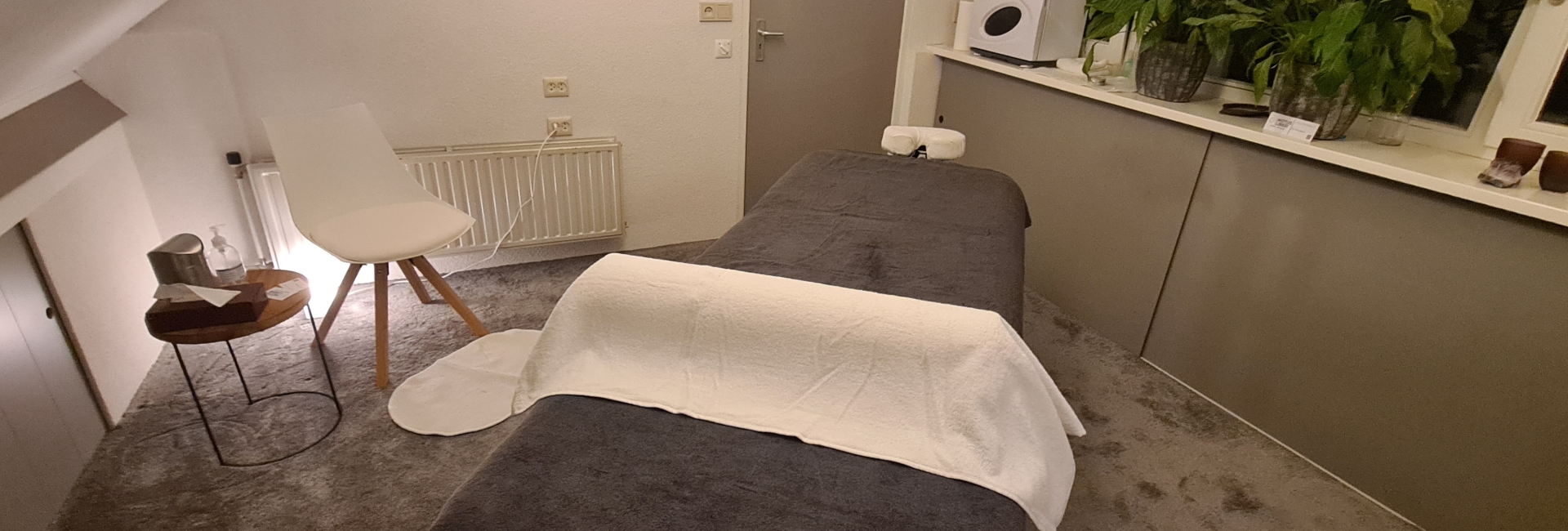 massagetafel, massagestoel behandeltafel