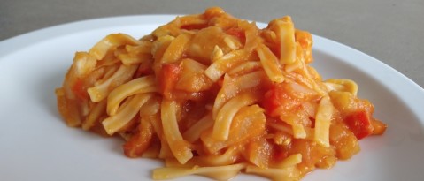 Tagliatelle met pompoen en kip