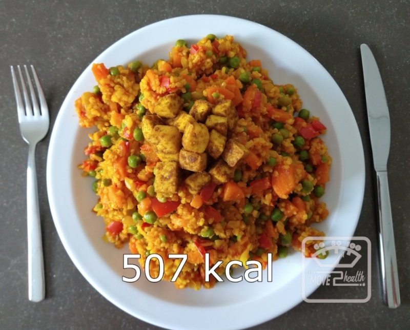 Vegetarische wokschotel met piktante tofu blokjes gezond en caloriearm recept 507 kcal