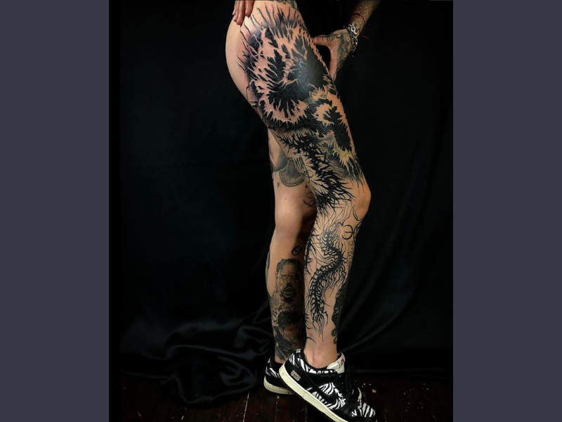 Blackwork tattoo distortion