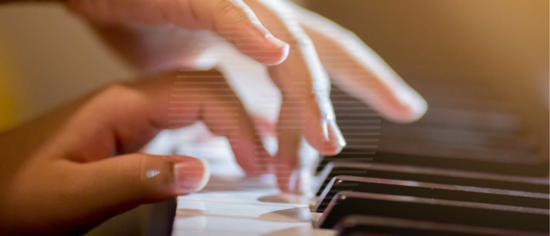 Juiste handhouding bij Piano Leren Spelen