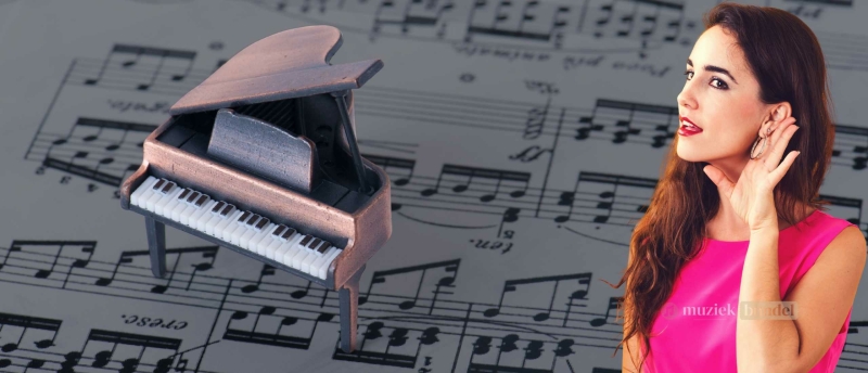 Luisteren naar pianospel | Muziekbundel.nl Luisteren naar pianospel | Muziekbundel.nl