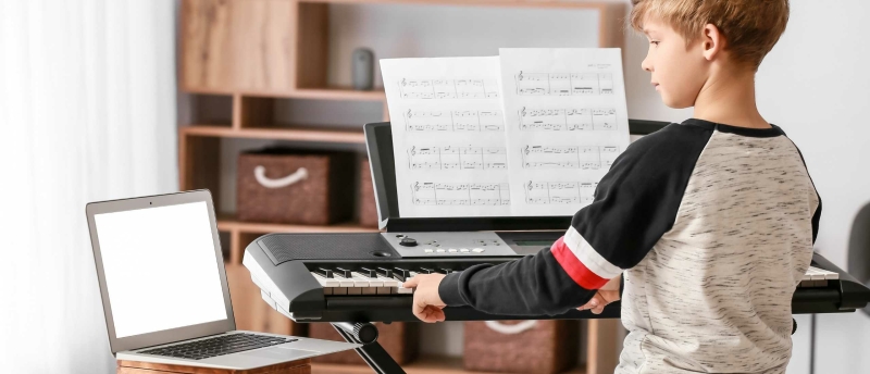 Online pianoles voor kinderen