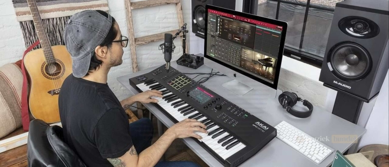 De MPC Key 61 is geschikt voor muzikanten, producers en studio-gebruikers die op zoek zijn naar een veelzijdig toetsenbord en muziekproductie-systeem