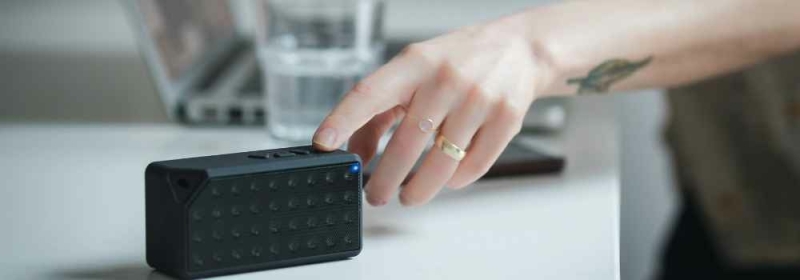 Hand bij mini Bluetooth speaker