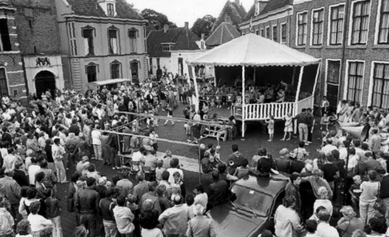 Nostalgische podiumwagen firma Spijkstaal.