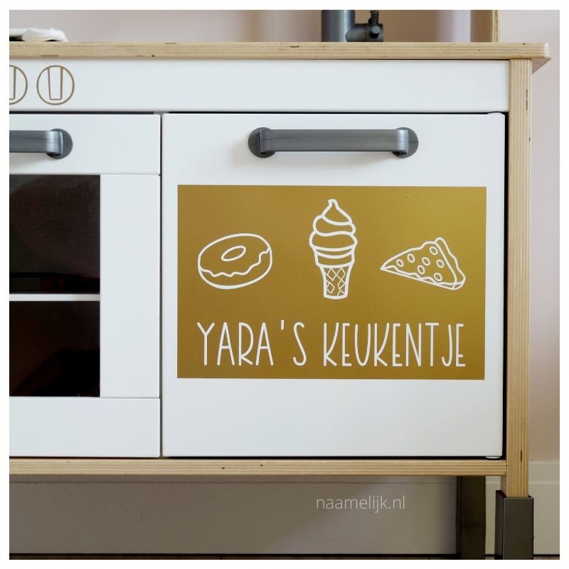 Ikea keukentje pimpen zonder verf - deurtje Ikea keukentje pimpen zonder verf - deurtje