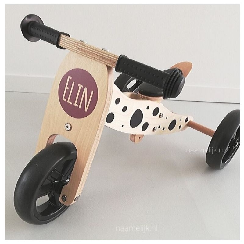 Loopfiets met naamsticker en stippen Loopfiets met naamsticker en stippen