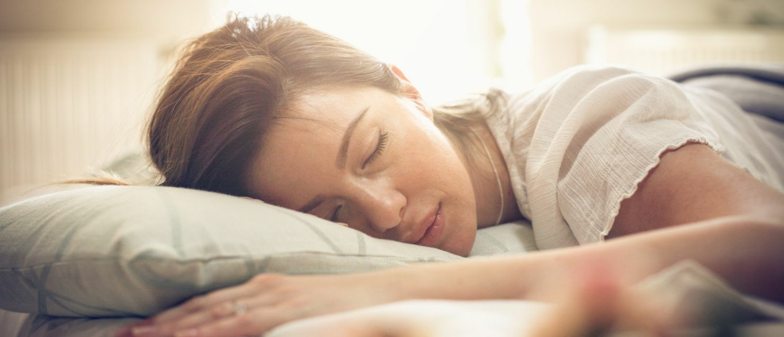 Niet kunnen slapen door onrust? 9 tips voor een ontspannen geest en lichaam