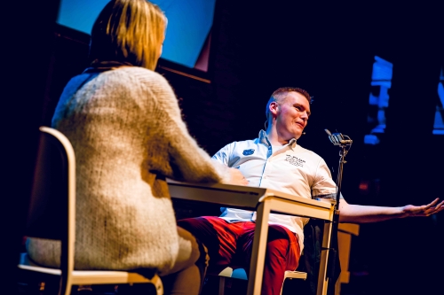 Ontdek via spectaculaire experimenten en audio-illusies hoe makkelijk je brein te hacken is