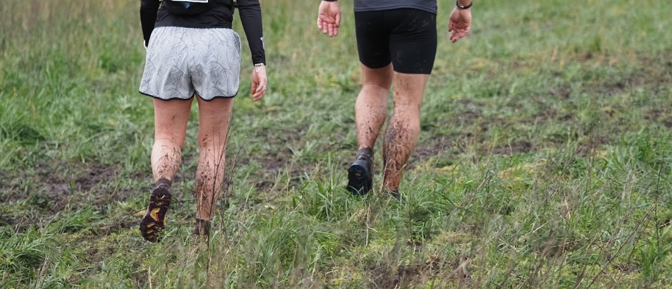 Elk Terrein Overwinnen: De Kunst van de Juiste Trailrun Schoen