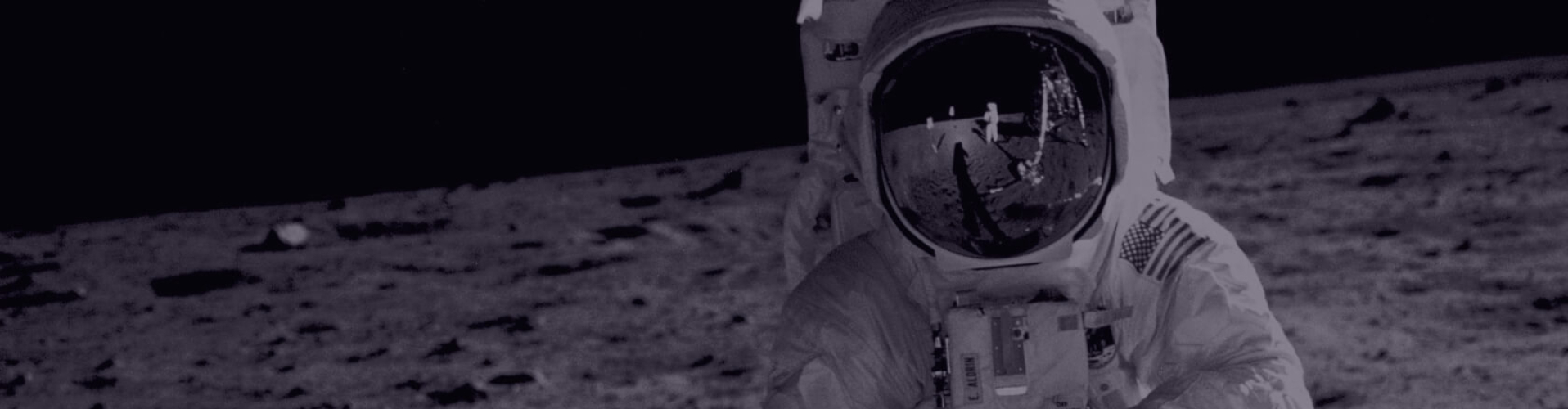 AUSTRONAUT-BACKGROUND