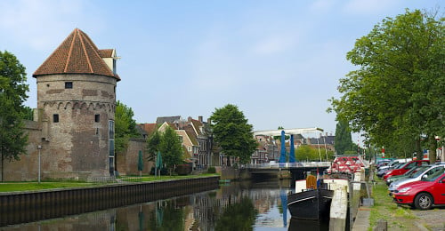 Vergelijk makelaars in Zwolle met NLVERHUIST