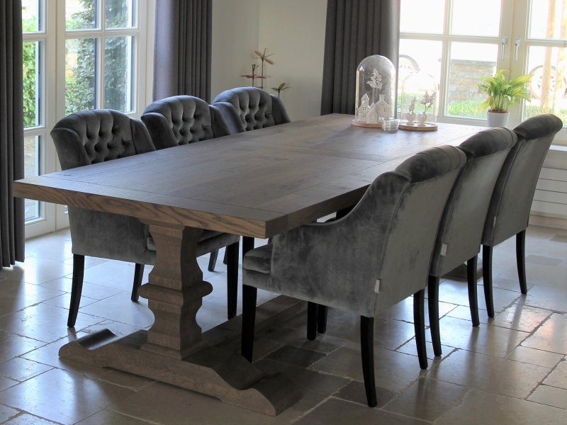 Eiken kloostertafel