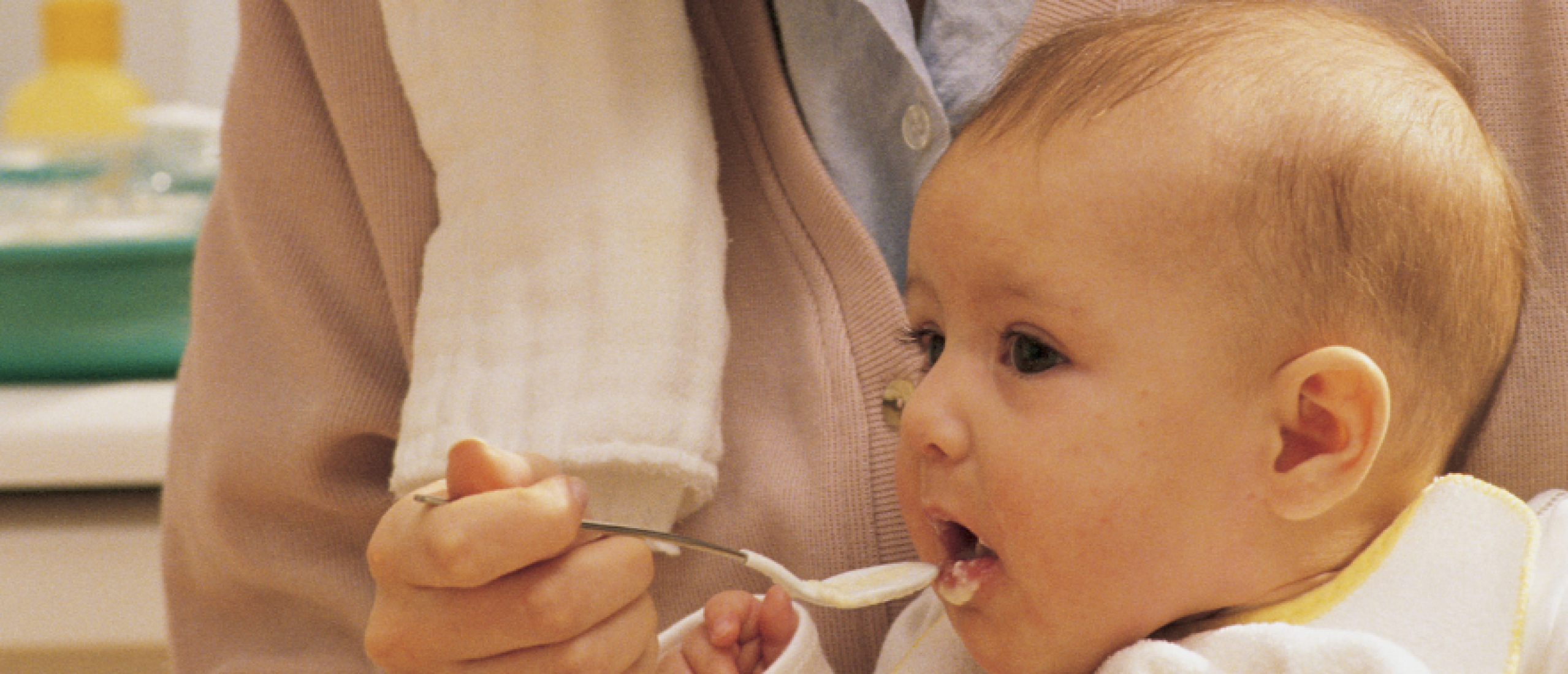 Voedingsschema voor je baby's eerste levensjaar