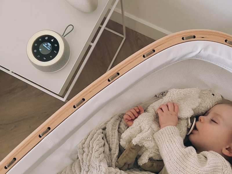 Baby slaapt met Numsy Touch