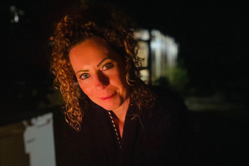 Sandra Bakker, onafhankelijke vrouw