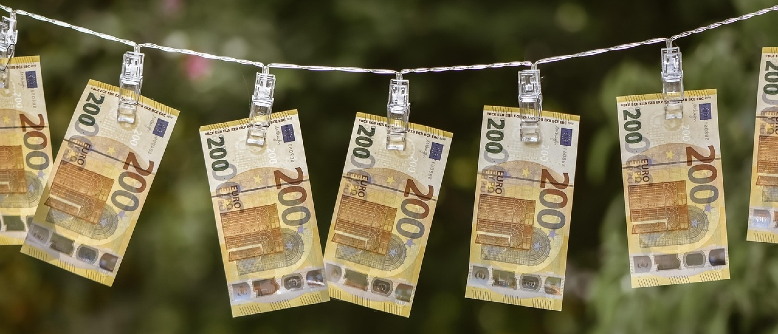 Zo creëer je een tweede inkomstenbron met digitale producten