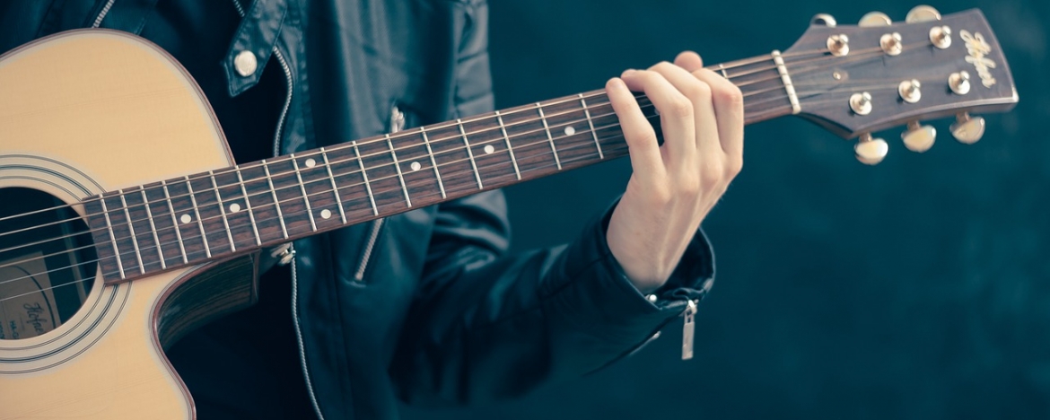 6 Tips bij het kopen van een tweedehands gitaar