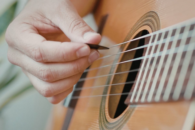 eenvoudige-open-gitaar-akkoorden-voor-thuisstudie