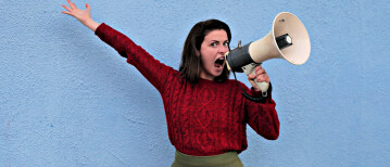 Flikflakkend tetterend overdwars