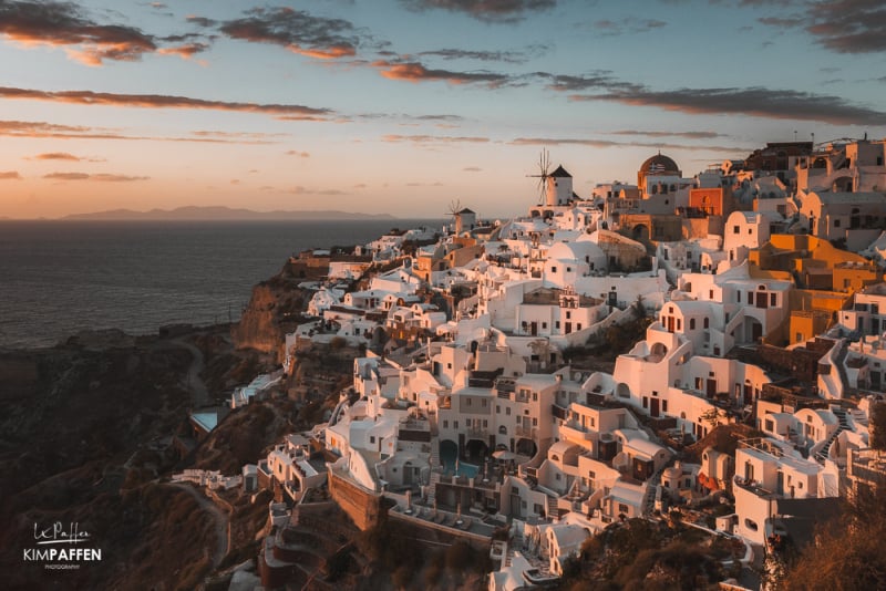 Best place to watch the sunset in Oia Santorini