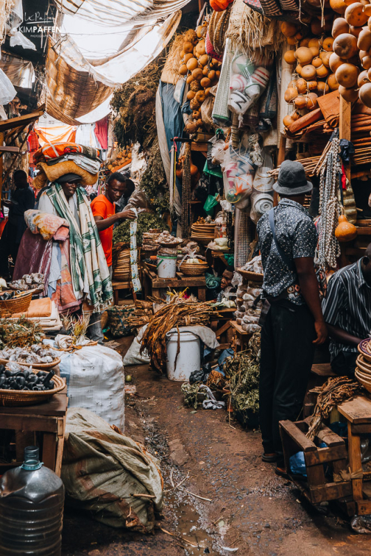 Owino Market best things to do in Kampala