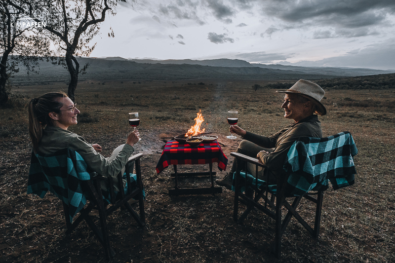 Sundowner at the fire Chui Lodge