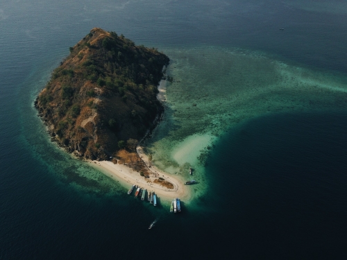 17 Islands Marine Park Riung Flores