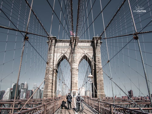 Best thing to do in New York City: Walk the Brooklyn Bridge