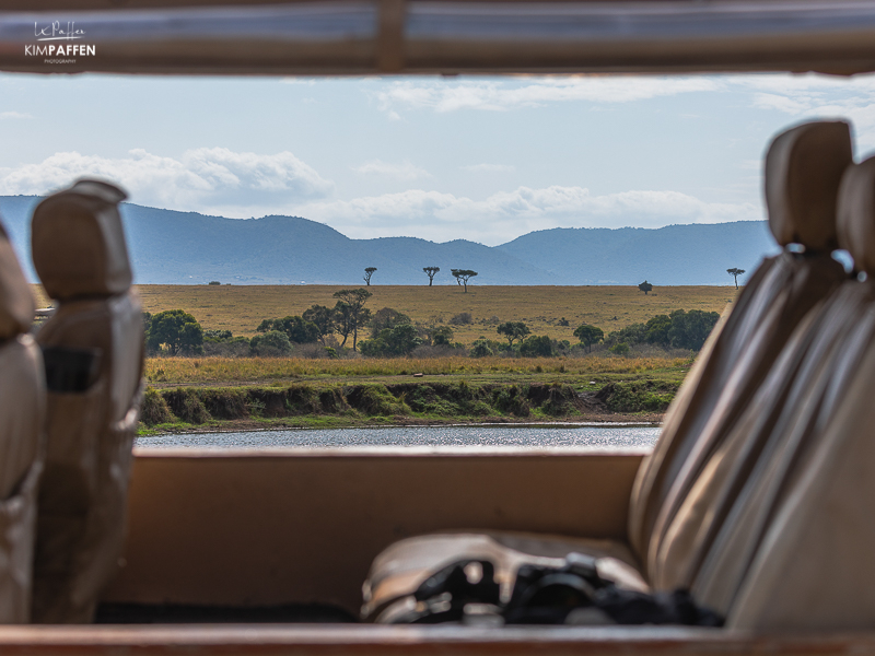 safari vehicle Kenya