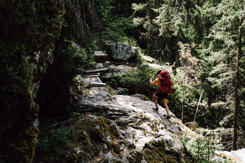 Werk aan je balans voor bergwandelen met hoogtevrees bergwandelen-hoogtevrees-balans