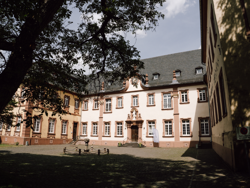 Kloster Steinfeld aan de Eifelsteig Kloster Steinfeld aan de Eifelsteig