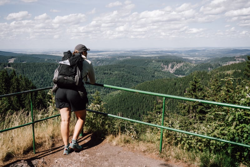 richting-Gipfelwanderweg-Suhl