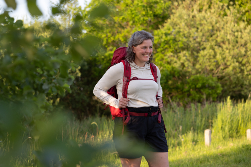 Je wandelrugzak correct afstellen